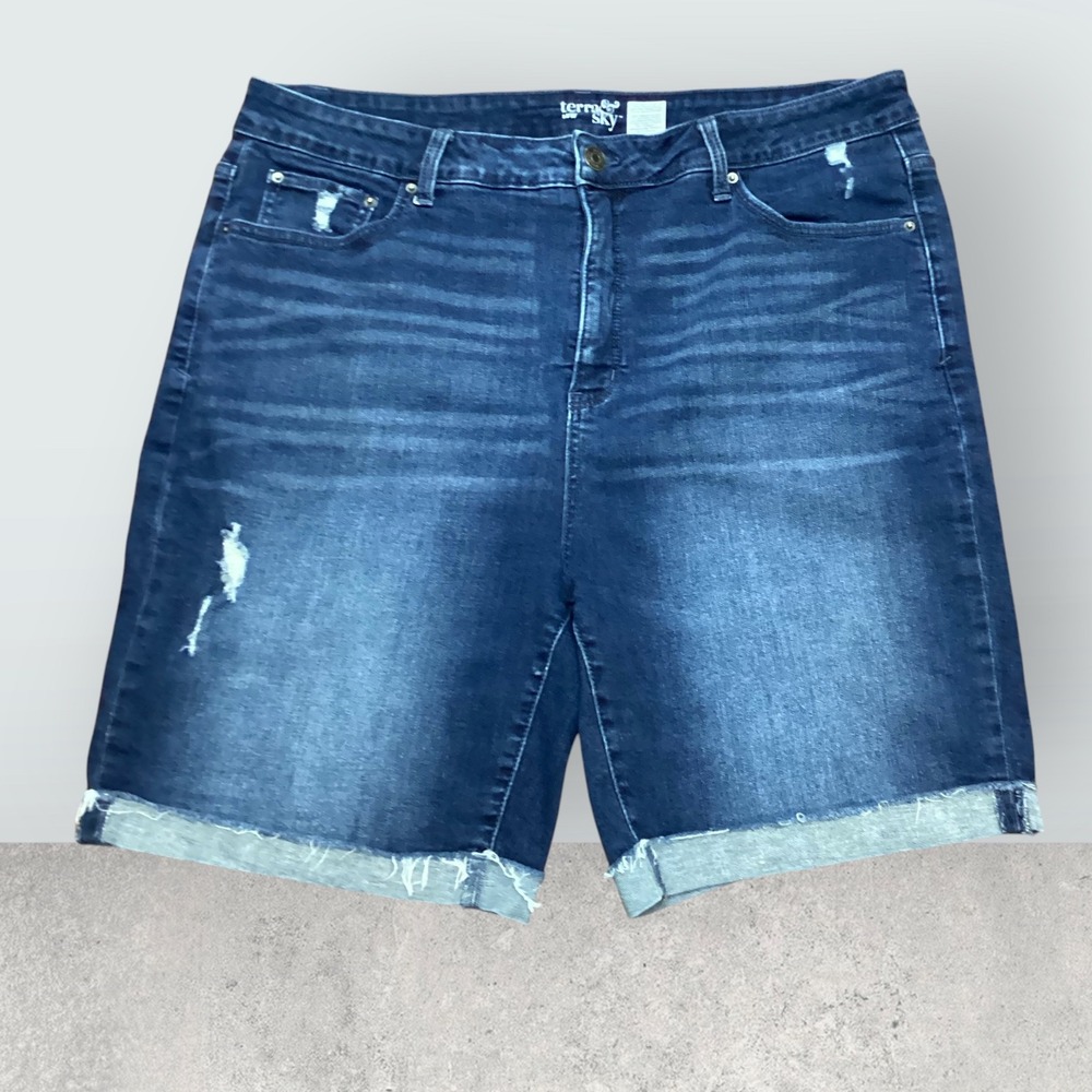 Terra & Sky Womens 18W Distressed Bermuda Denim Shorts Dark Wash High Rise Cuff